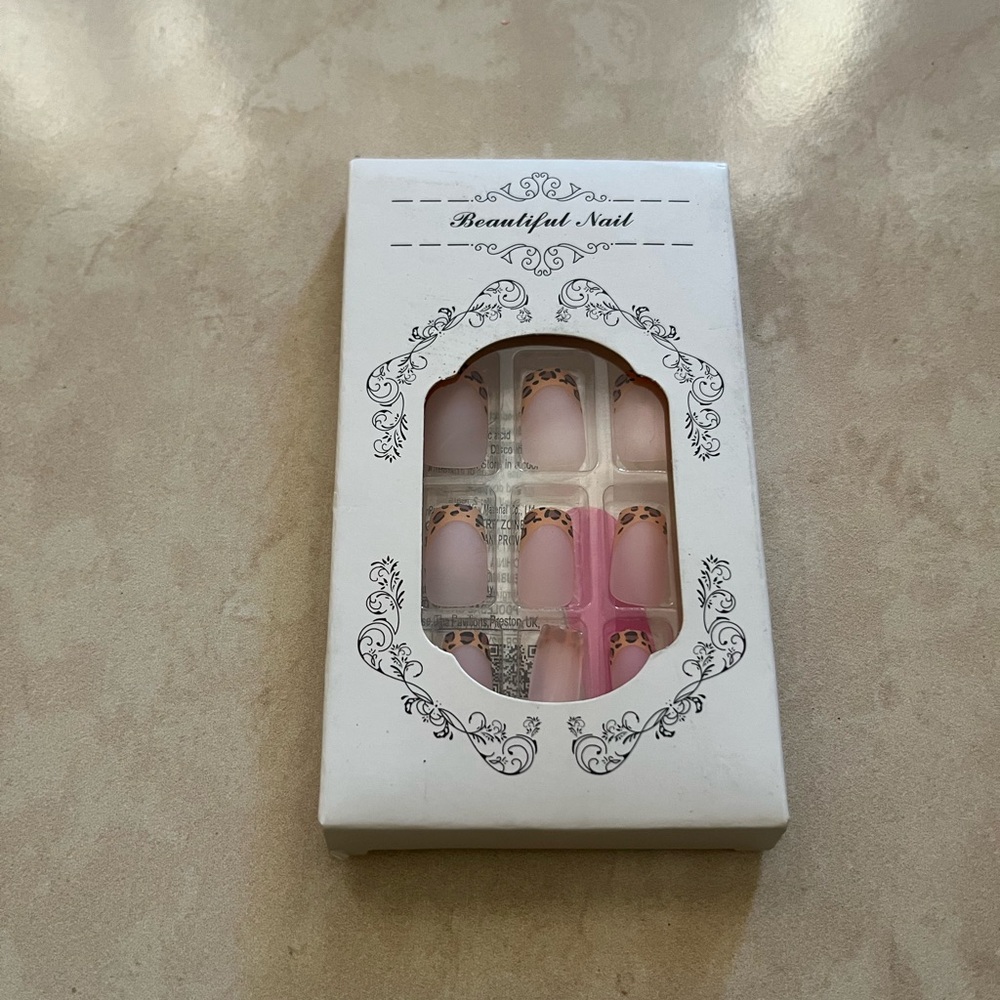 Pink and Leopard Print False Nails